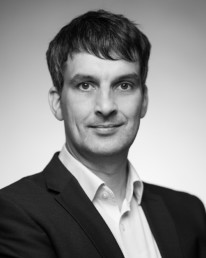 Dr. Roland Olbrich