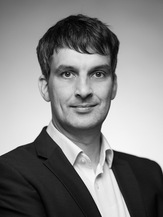 Dr. Roland Olbrich