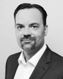 Erik Tüxen